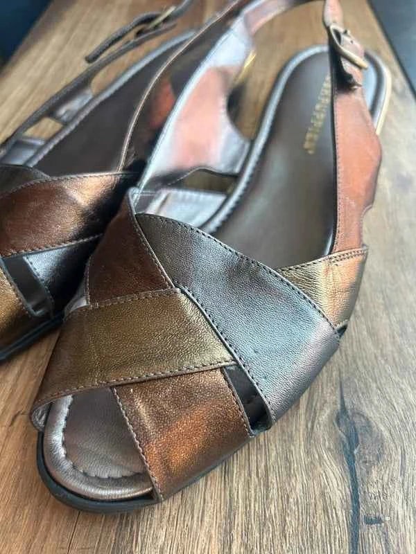 Hush Puppies – skórzane sandały damskie, rozm. 41