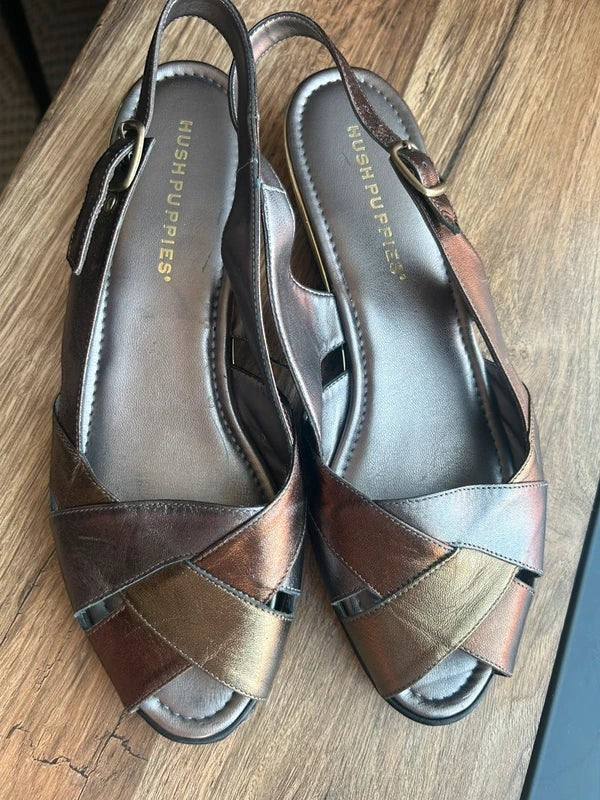Hush Puppies – skórzane sandały damskie, rozm. 41