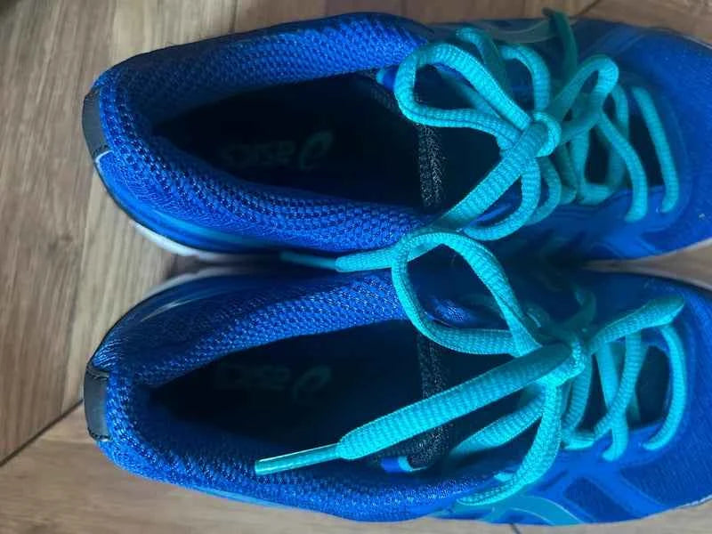 Asics Gel-Impression 9 – Turkusowe Detale