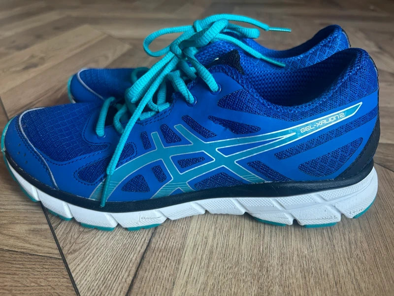 Asics Gel-Impression 9 – Turkusowe Detale