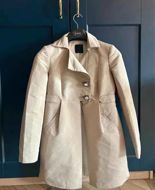 Pinko Płaszcz damski beżowy taliowany Roz. S Elegancki trencz premium
