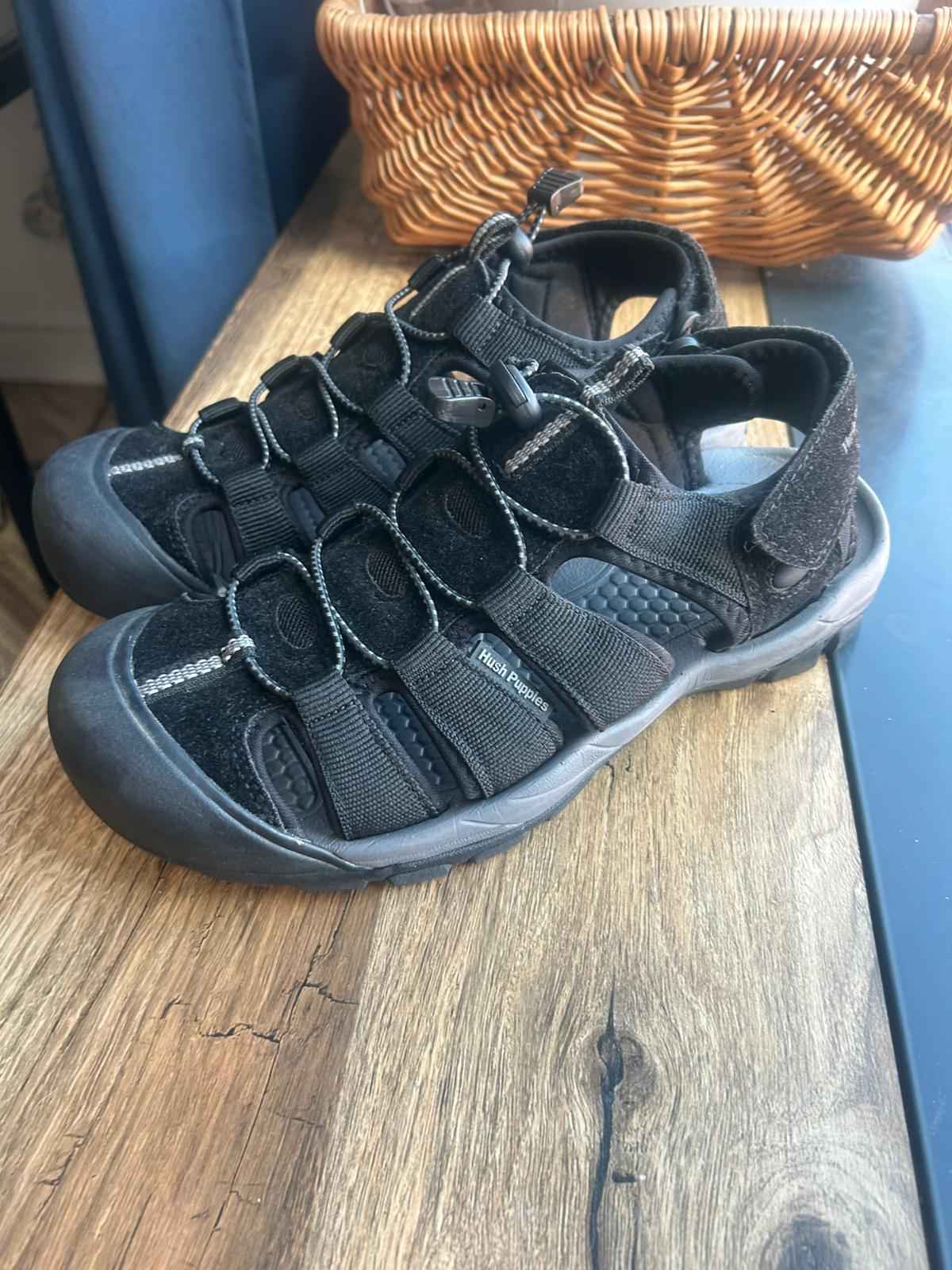 Męskie sandały trekkingowe Hush Puppies w rozmiarze 41